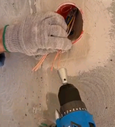 1.7.4 Скрутка (1).png